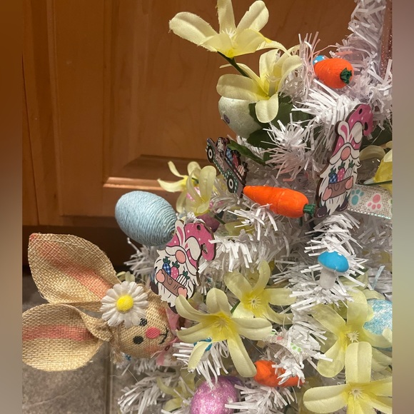 Easter Table Top Decoration Tree - Picture 3 of 6